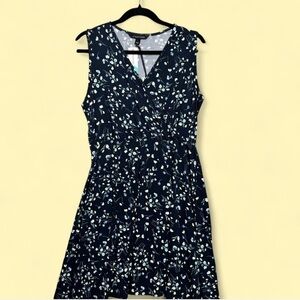 41 Hawthorn L Navy Floral Elisse Knit Surplice V-Neck A-Line Dress Summer NWT